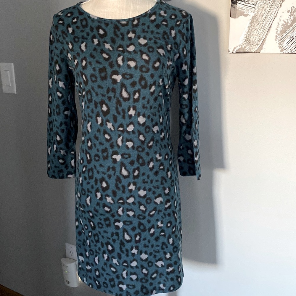 Forever 21 Teal, Black and Gray cheetah dress size M